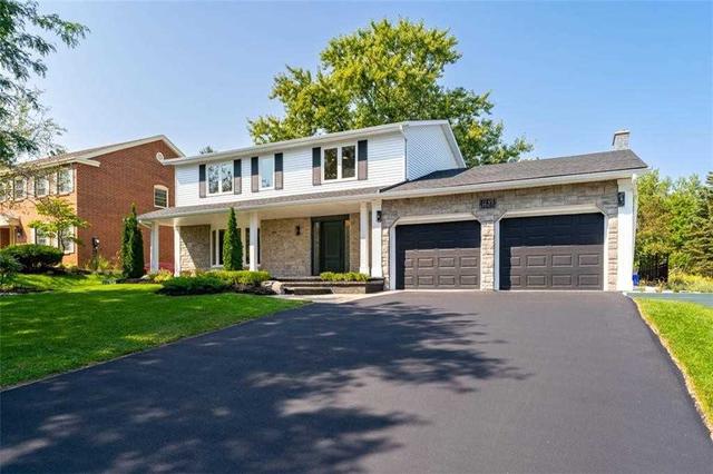 1235 Appleford Lane, House detached with 4 bedrooms, 4 bathrooms and 6 parking in Burlington ON | Card Image