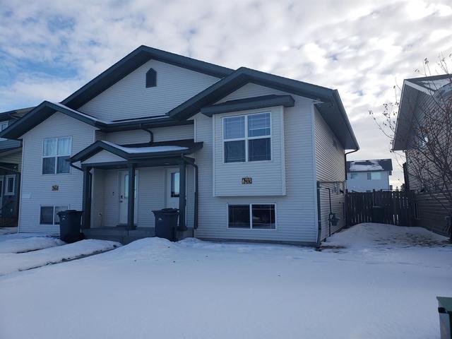 6213 59 Street, Home with 3 bedrooms, 1 bathrooms and 2 parking in Wetaskiwin County No. 10 AB | Image 4