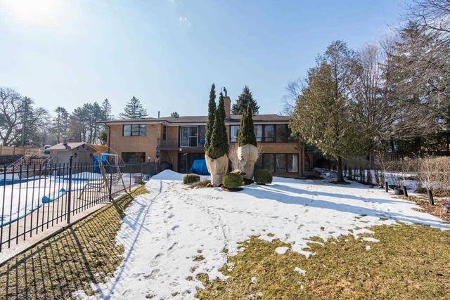 74 Forest Grove Dr, House detached with 3 bedrooms, 3 bathrooms and 8 parking in Toronto ON | Image 25