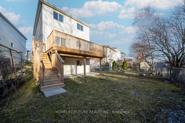 581 Pondtail Crt, House detached with 3 bedrooms, 4 bathrooms and 4 parking in Oshawa ON | Image 33