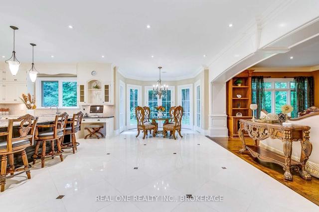1015 Lakeshore Rd W, House detached with 4 bedrooms, 6 bathrooms and 12 parking in Oakville ON | Image 3