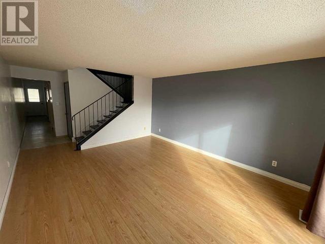 5, - 5423 10 Avenue, House attached with 3 bedrooms, 1 bathrooms and 1 parking in Edson AB | Image 5