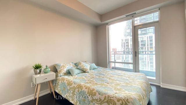 1002 - 21 Widmer St, Condo with 2 bedrooms, 2 bathrooms and 1 parking in Toronto ON | Image 13