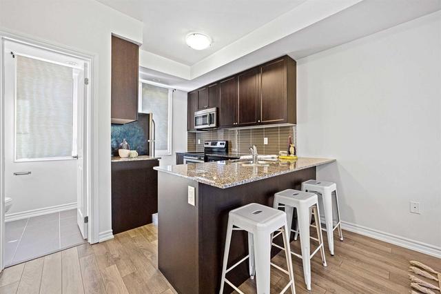 227 - 380 Hopewell Ave, Townhouse with 2 bedrooms, 2 bathrooms and 1 parking in Toronto ON | Image 7