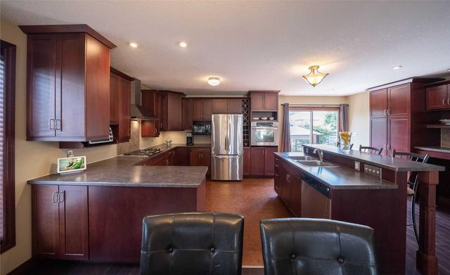 81 Taylor Rd, House detached with 2 bedrooms, 3 bathrooms and 4 parking in Brant ON | Image 20