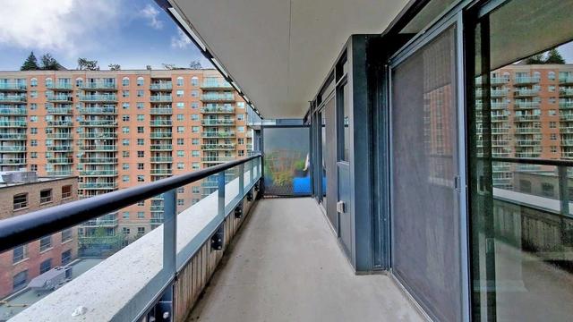 1009 - 400 Adelaide St E, Condo with 1 bedrooms, 2 bathrooms and 0 parking in Toronto ON | Image 4