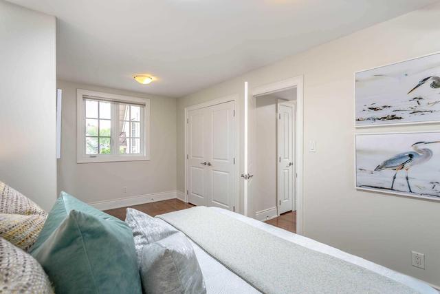 24B Corinth Gdns, House semidetached with 3 bedrooms, 4 bathrooms and 2 parking in Toronto ON | Image 16