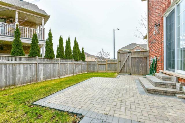 3909 Mayla Dr, House detached with 4 bedrooms, 4 bathrooms and 2 parking in Mississauga ON | Image 19