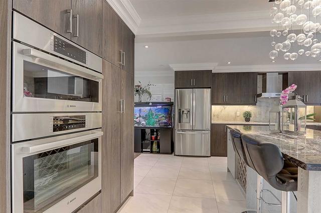 29 Silversted Dr, House attached with 3 bedrooms, 4 bathrooms and 6 parking in Toronto ON | Image 11