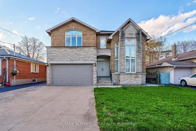 192 Moore Park Ave, House detached with 4 bedrooms, 5 bathrooms and 6 parking in Toronto ON | Image 1