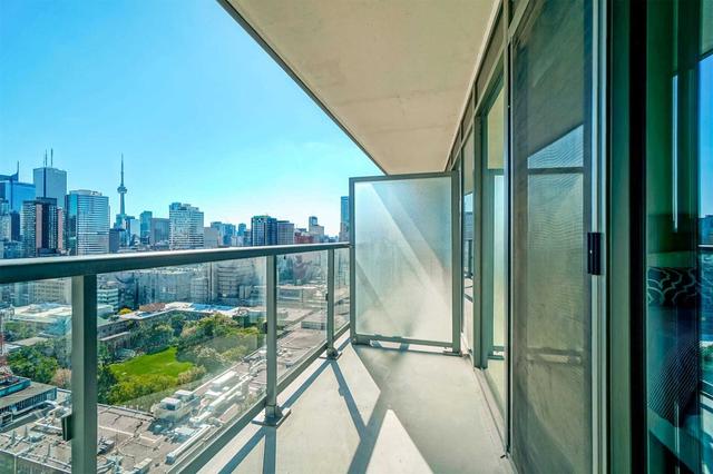 2308 - 89 Mcgill St, Condo with 3 bedrooms, 2 bathrooms and 1 parking in Toronto ON | Image 13