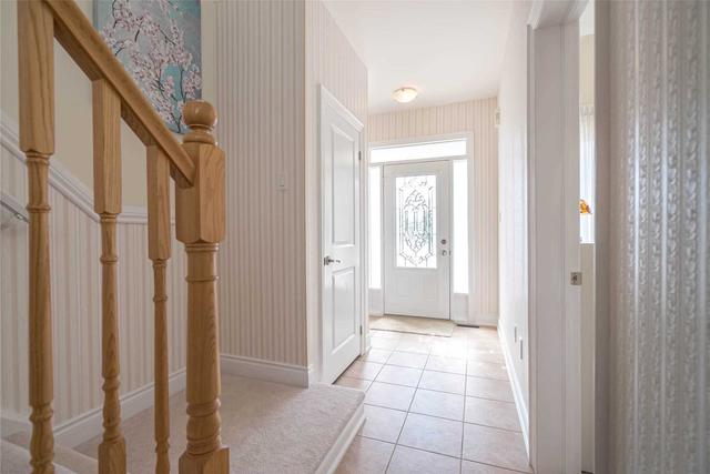 7 Covington Blue Cres, Townhouse with 3 bedrooms, 3 bathrooms and 2 parking in Wasaga Beach ON | Image 4