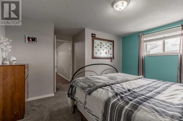 280025 Twp Rd 43, House detached with 5 bedrooms, 3 bathrooms and null parking in Cardston County AB | Image 35