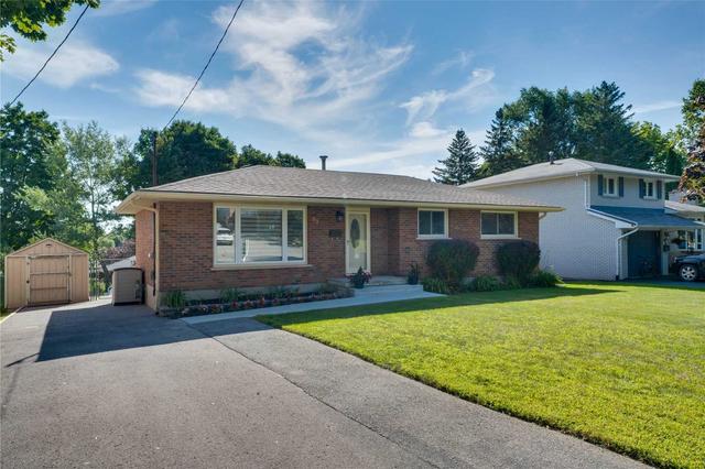 63 Quinn Ave, House detached with 3 bedrooms, 2 bathrooms and 5 parking in Orillia ON | Card Image