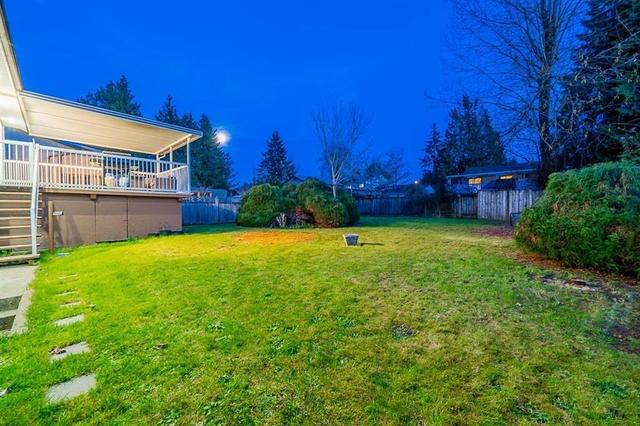 26540 32a Avenue, House detached with 5 bedrooms, 2 bathrooms and 4 parking in Langley BC | Image 34