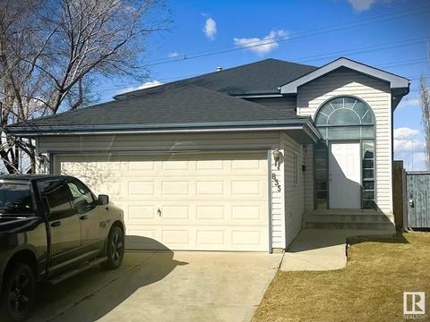 835 Blacklock Wy Sw, House detached with 4 bedrooms, 2 bathrooms and null parking in Edmonton AB | Card Image