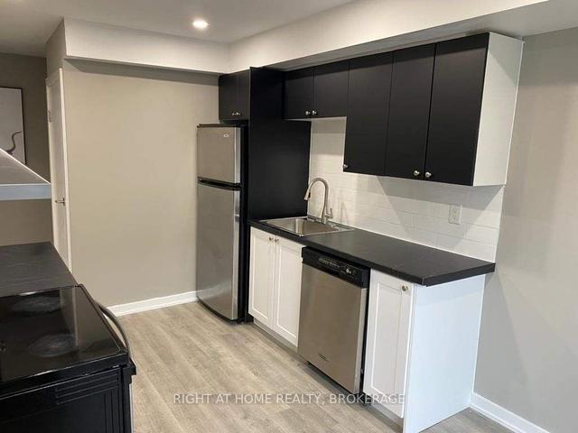 301 - 60 Sidney Belsey Cres, Townhouse with 3 bedrooms, 2 bathrooms and 1 parking in Toronto ON | Image 13