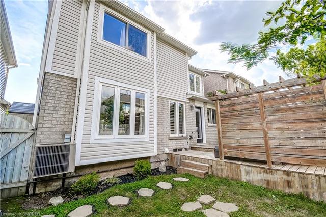 2238 Casselman Court, House detached with 3 bedrooms, 2 bathrooms and 2 parking in Burlington ON | Image 38