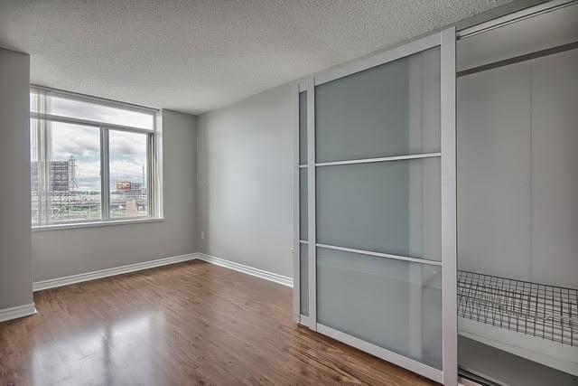 615 - 39 Parliament St, Condo with 2 bedrooms, 1 bathrooms and null parking in Toronto ON | Image 16