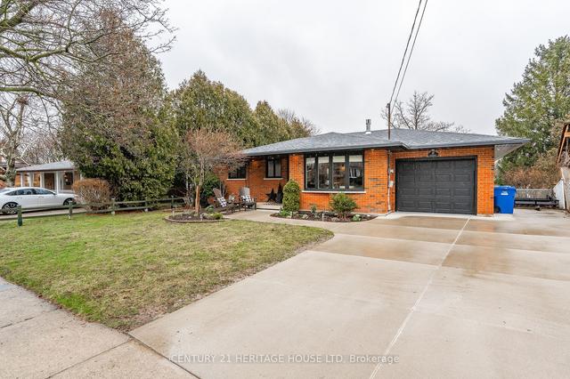 37 Cheltonwood Ave, House detached with 2 bedrooms, 2 bathrooms and 5 parking in Guelph ON | Image 12