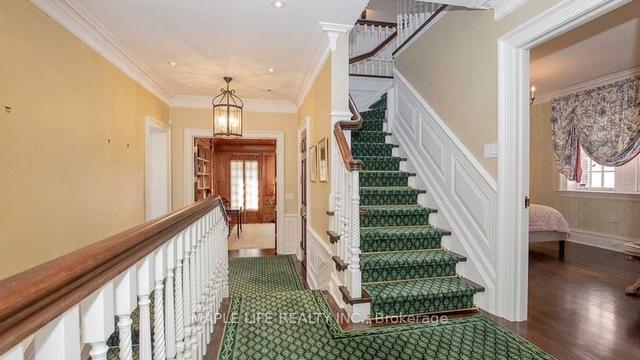 11 Dewbourne Ave, House detached with 5 bedrooms, 8 bathrooms and 4 parking in Toronto ON | Image 17