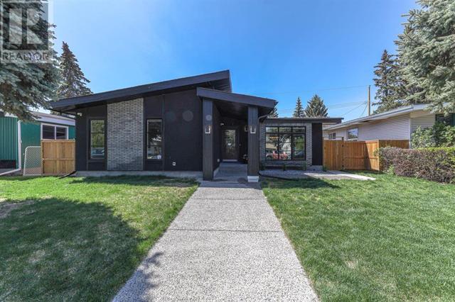 4224 Vauxhall Crescent Nw, House detached with 5 bedrooms, 3 bathrooms and 2 parking in Calgary AB | Image 38