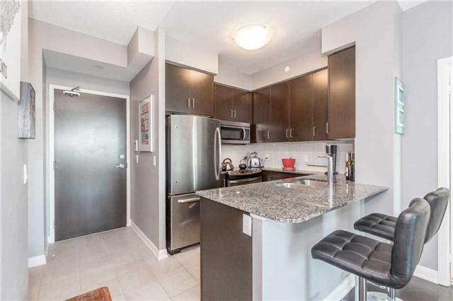 403 - 215 Sherway Gardens Rd, Condo with 2 bedrooms, 2 bathrooms and 1 parking in Toronto ON | Image 5