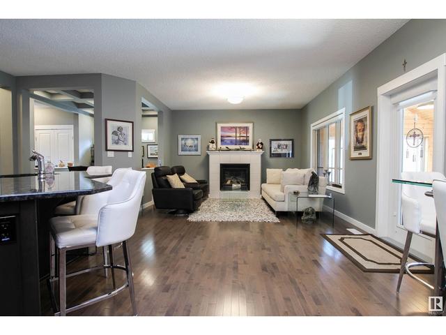 710 Adams Wy Sw, House detached with 3 bedrooms, 2 bathrooms and null parking in Edmonton AB | Image 8