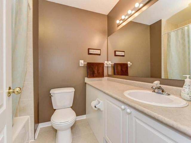 81 Telegraph Dr, House attached with 3 bedrooms, 3 bathrooms and 2 parking in Whitby ON | Image 13
