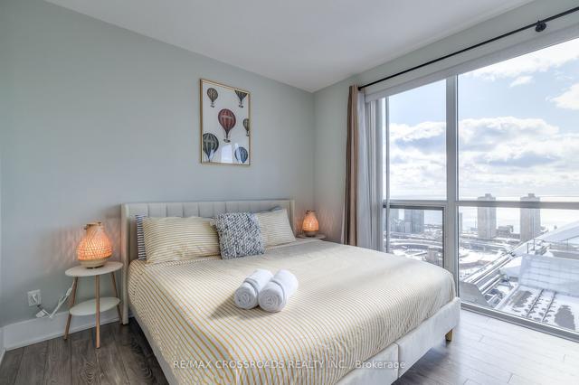 2912 - 300 Front St W, Condo with 2 bedrooms, 2 bathrooms and 1 parking in Toronto ON | Image 8