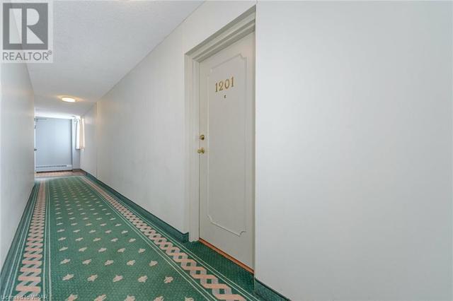 1201 - 225 Harvard Place, Condo with 1 bedrooms, 1 bathrooms and 1 parking in Waterloo ON | Image 4