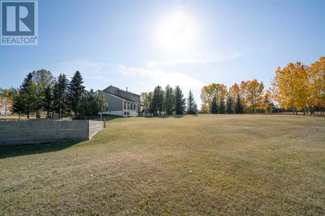 28 Poplar Hill Place, House detached with 4 bedrooms, 3 bathrooms and 6 parking in Rocky View County AB | Image 40