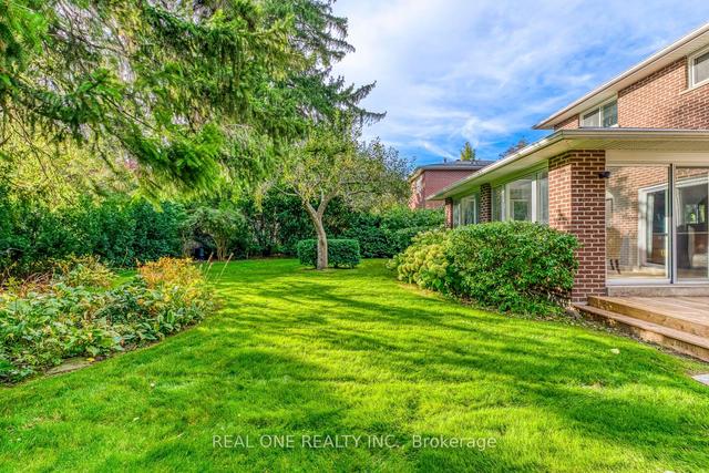 84 Chancery Lane E, House detached with 4 bedrooms, 3 bathrooms and 4 parking in Oakville ON | Image 31