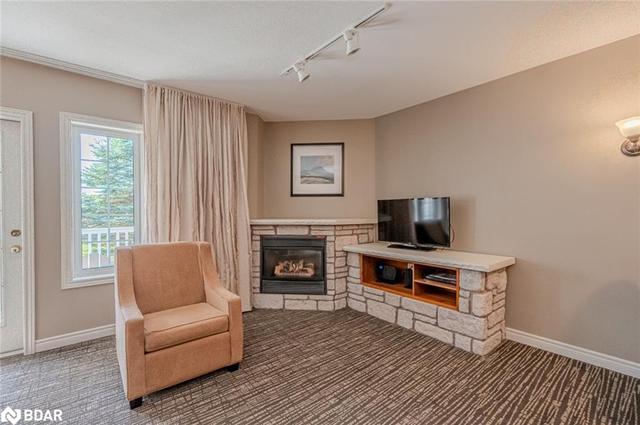 2220-2221 - 90 Highland Drive, House attached with 2 bedrooms, 2 bathrooms and 2 parking in Oro Medonte ON | Image 20