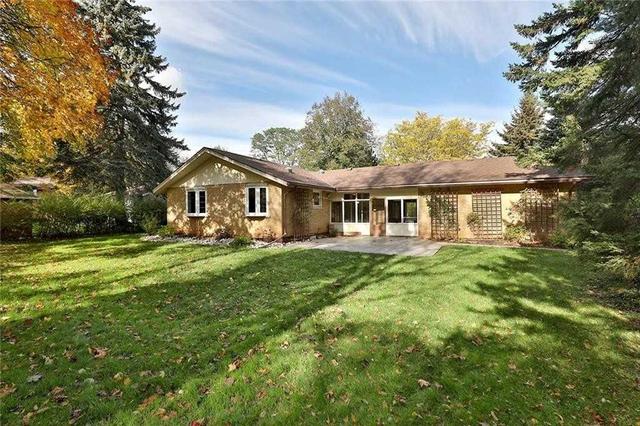 90 Judith Crt, House detached with 2 bedrooms, 3 bathrooms and 8 parking in Hamilton ON | Image 15