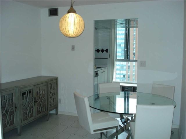 1516 - 155 Hillcrest Ave, Condo with 1 bedrooms, 1 bathrooms and 1 parking in Mississauga ON | Image 4