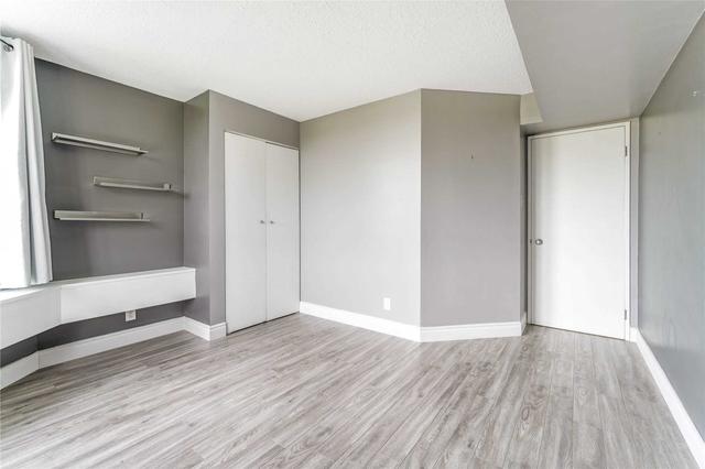 502 - 61 Markbrook Lane, Condo with 2 bedrooms, 2 bathrooms and 1 parking in Toronto ON | Image 10