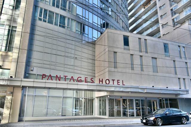 1002 - 200 Victoria St, Condo with 0 bedrooms, 1 bathrooms and 0 parking in Toronto ON | Image 4