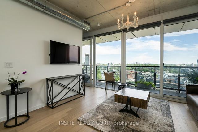 1906 - 170 Bayview Ave, Condo with 1 bedrooms, 1 bathrooms and 0 parking in Toronto ON | Image 2