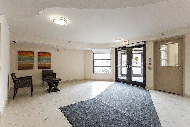 104 - 3060 Rotary Way, Condo with 1 bedrooms, 1 bathrooms and 1 parking in Burlington ON | Image 3