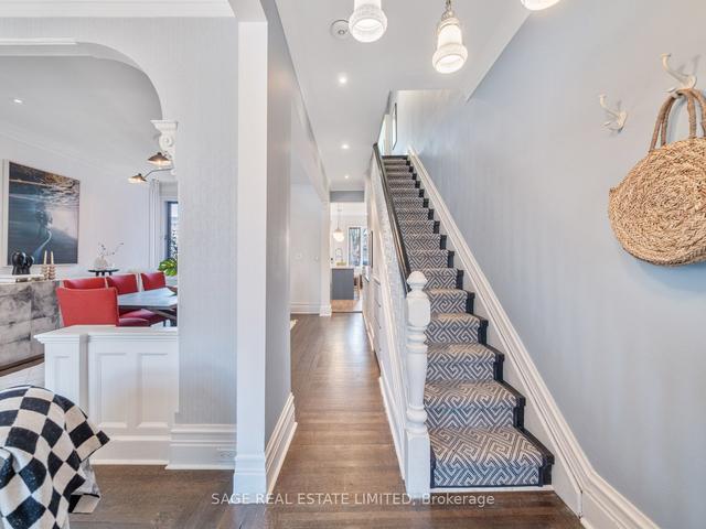 165 Delaware Ave, House semidetached with 4 bedrooms, 4 bathrooms and 0 parking in Toronto ON | Image 4