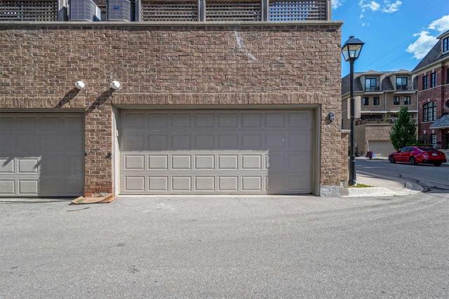 1 - 1812 Burnhamthorpe Rd E, House attached with 4 bedrooms, 3 bathrooms and 2 parking in Mississauga ON | Image 21