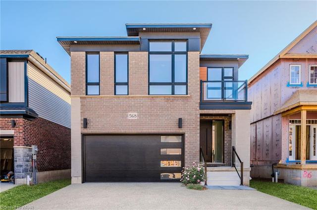 568 Balsam Poplar Street, House detached with 4 bedrooms, 3 bathrooms and 4 parking in Waterloo ON | Image 1