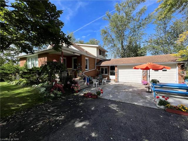 8845 Lyons Creek Rd Road, House detached with 4 bedrooms, 2 bathrooms and 30 parking in Niagara Falls ON | Image 12