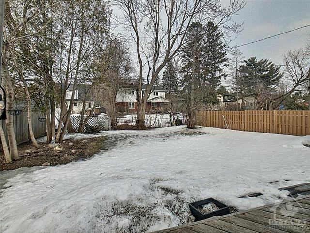 1831 Saunderson Drive, House detached with 4 bedrooms, 2 bathrooms and 3 parking in Ottawa ON | Image 25