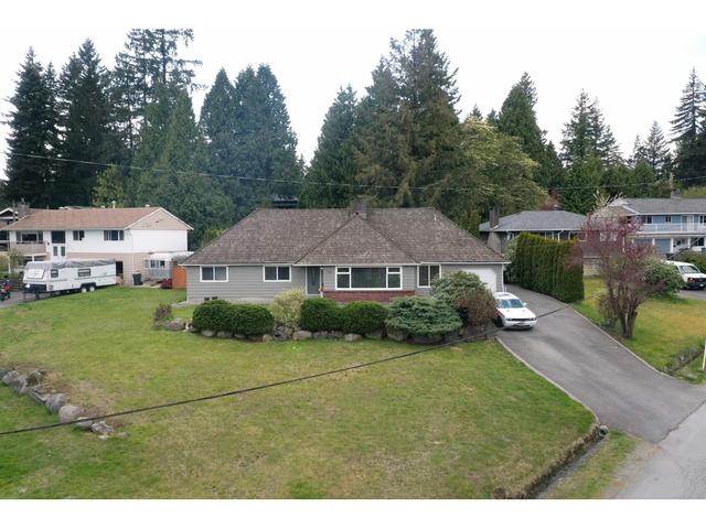 1716 Eastern Drive, House detached with 5 bedrooms, 3 bathrooms and null parking in Port Coquitlam BC | Card Image