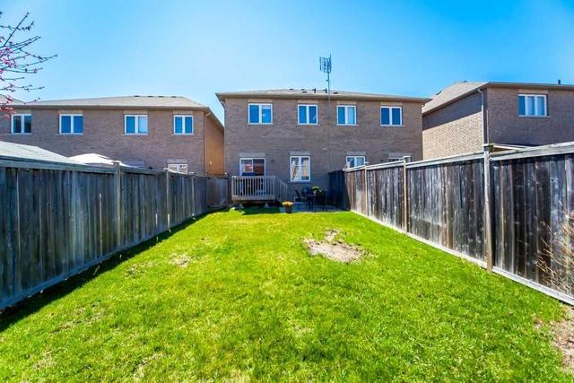 86 Niagara Tr, House attached with 3 bedrooms, 3 bathrooms and 1 parking in Halton Hills ON | Image 16