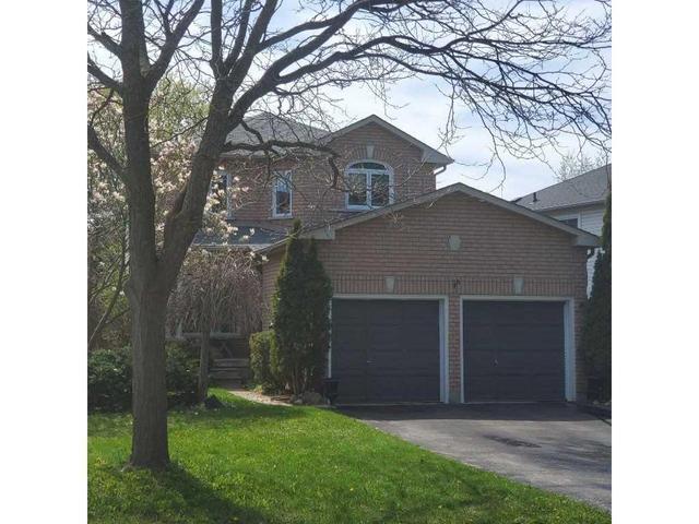 54 Nicholson Dr, House detached with 3 bedrooms, 3 bathrooms and 6 parking in Barrie ON | Image 1