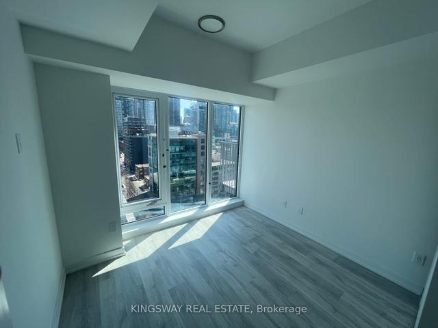 ph03 - 2 Augusta Ave, Condo with 1 bedrooms, 1 bathrooms and 0 parking in Toronto ON | Image 19