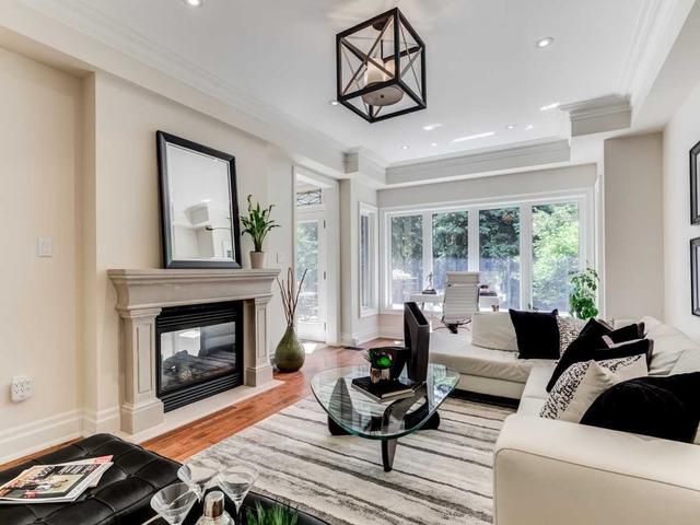 489 Blythwood Rd, House detached with 4 bedrooms, 5 bathrooms and 6 parking in Toronto ON | Image 3
